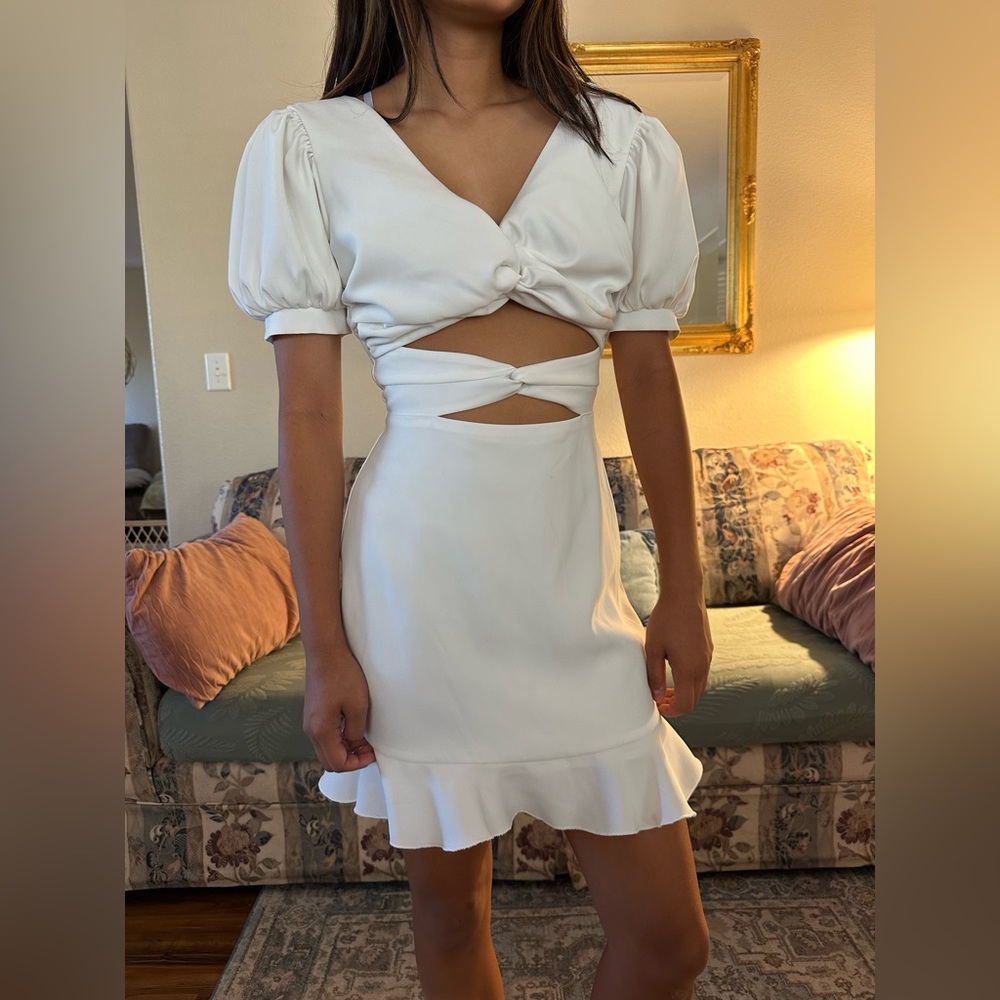 Elegant White Cut-Out Dress